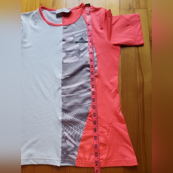 Adidas by Stella McCartney Barricade short sleeves top. Pink, grey & white. M. - Picture 7 of 8